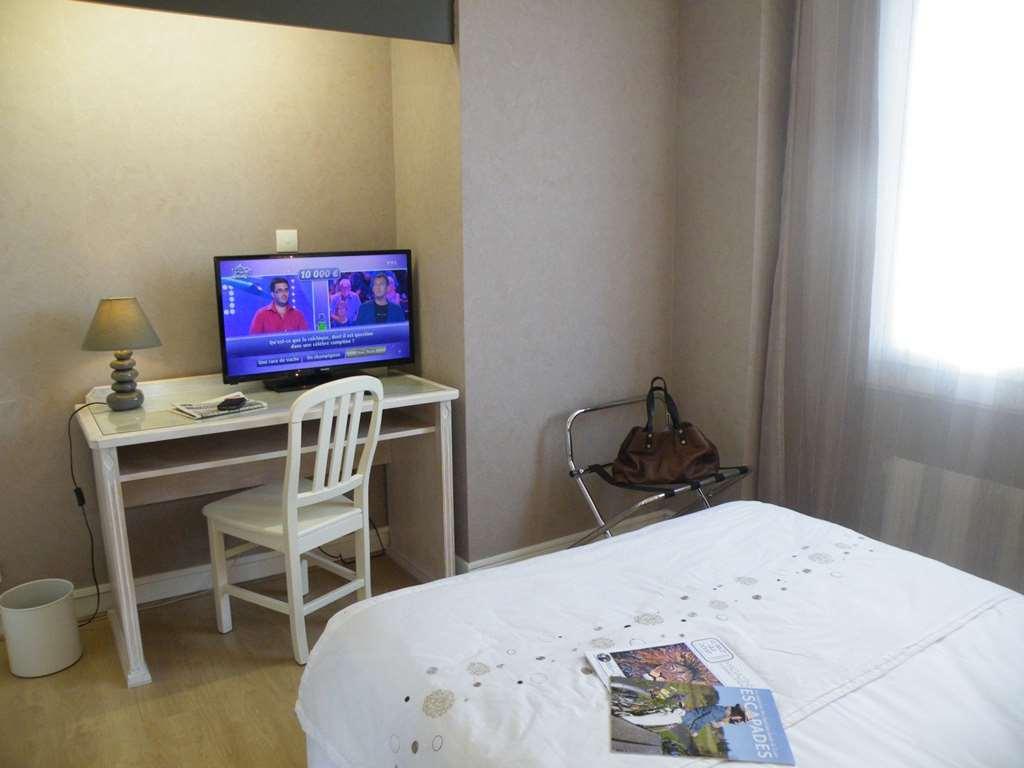 Brit Hotel Roanne - Le Grand Hotel Værelse billede
