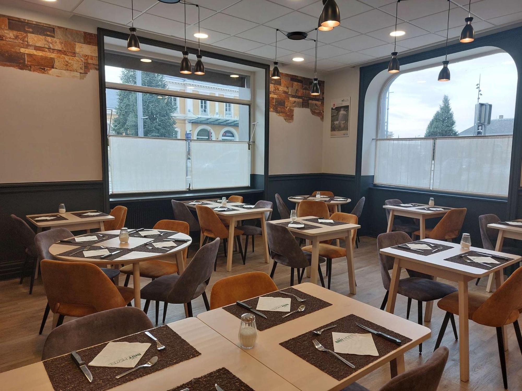 Brit Hotel Roanne - Le Grand Hotel Eksteriør billede
