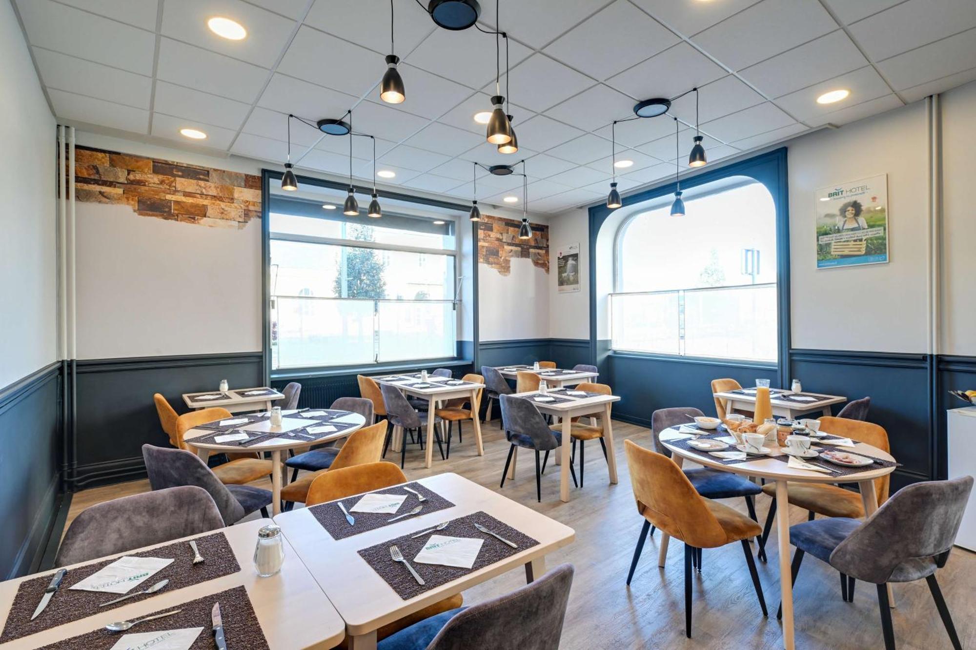 Brit Hotel Roanne - Le Grand Hotel Eksteriør billede