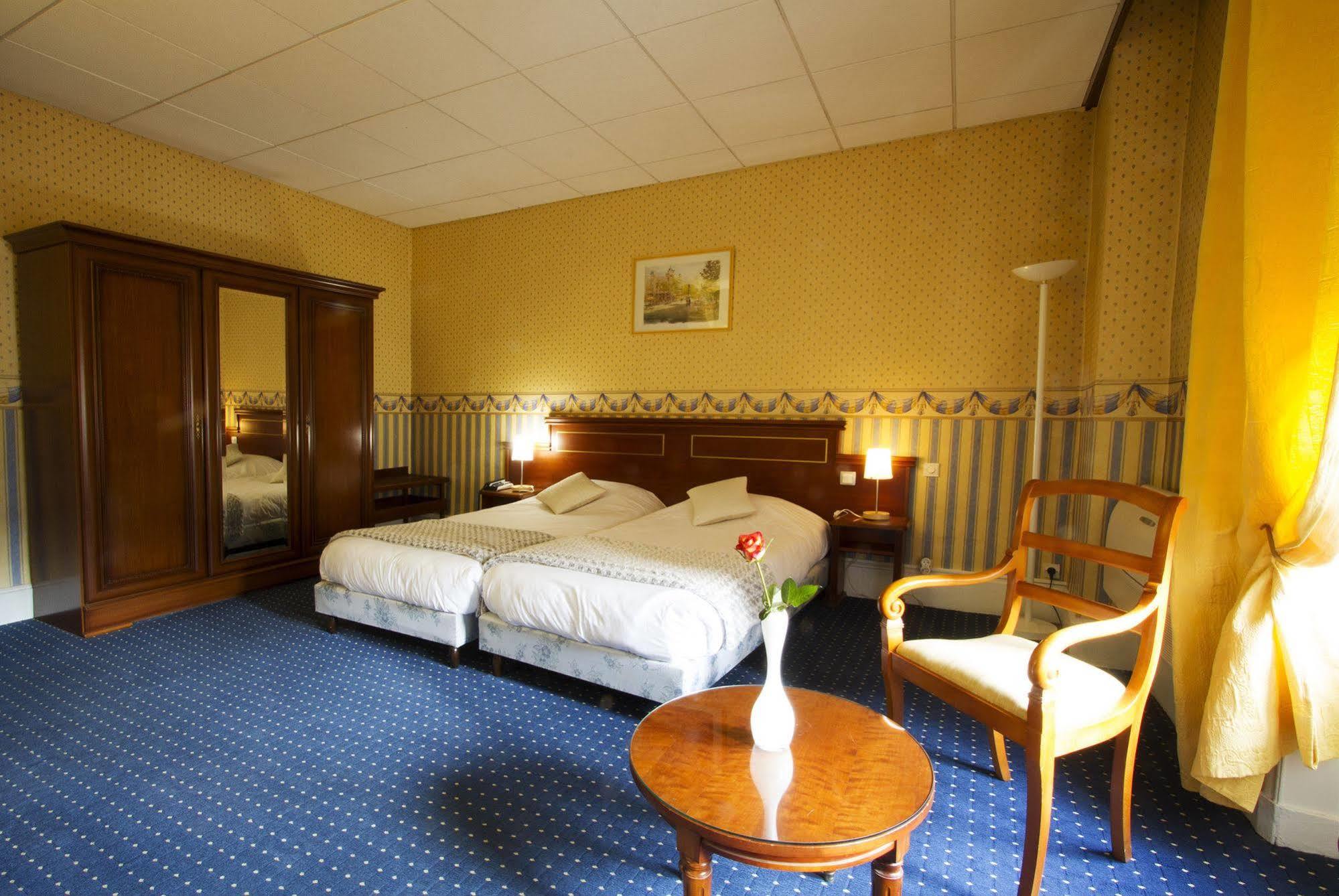 Brit Hotel Roanne - Le Grand Hotel Eksteriør billede